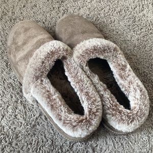 Slippers